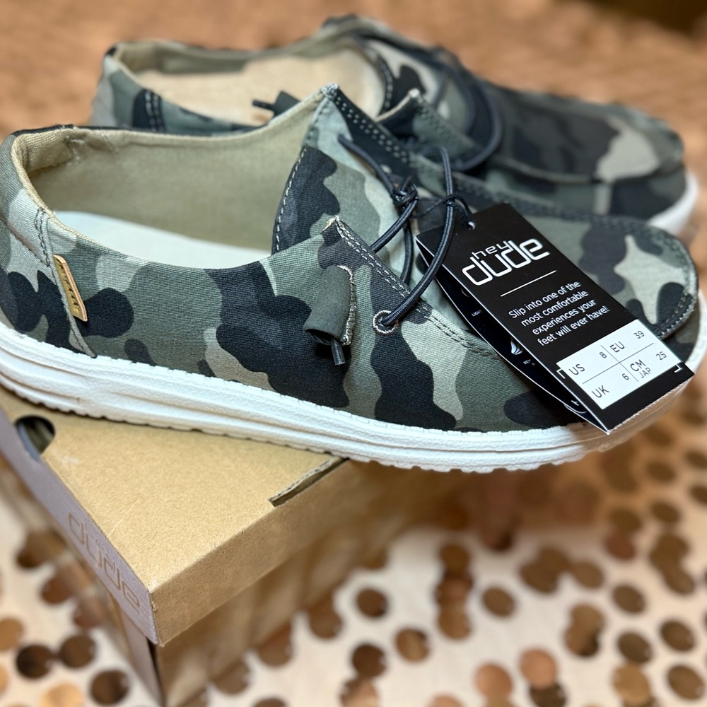 Hey Dude Wendy Camo Sneakers